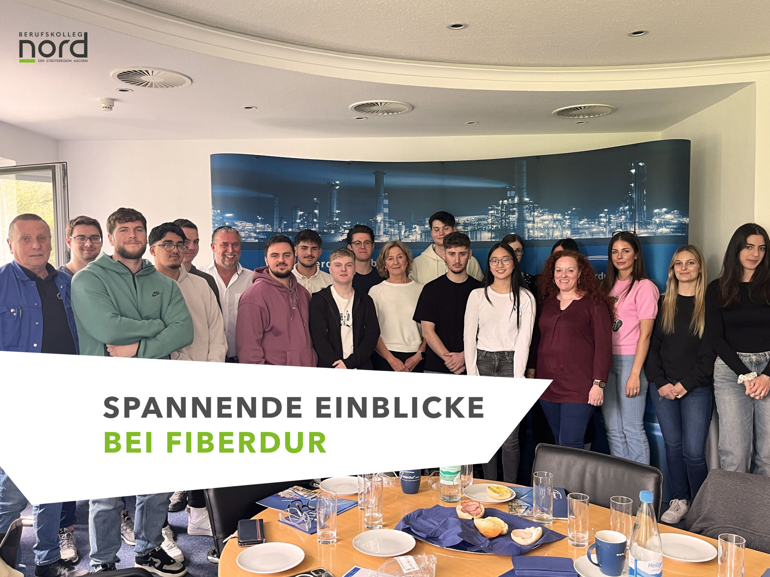 Read more about the article Spannende Einblicke bei Fiberdur: Betriebsbesichtigung der Industrieklasse